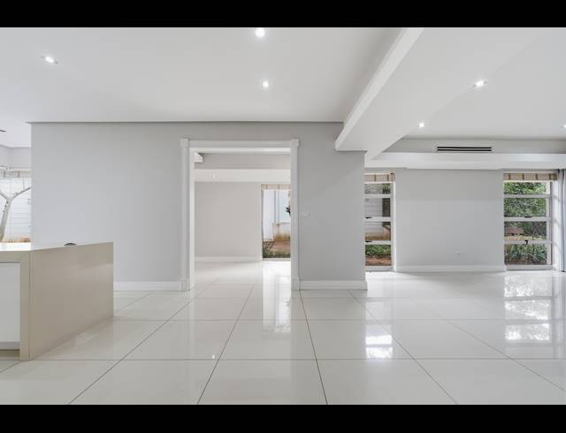 3 BEDROOM TOWNHOUSE FOR SALE IN ZIMBALI ESTATE